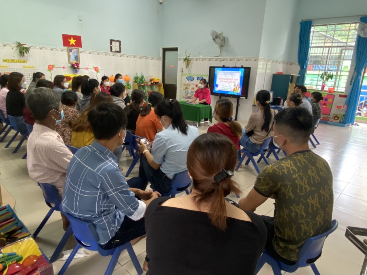 hop phu huynh nt