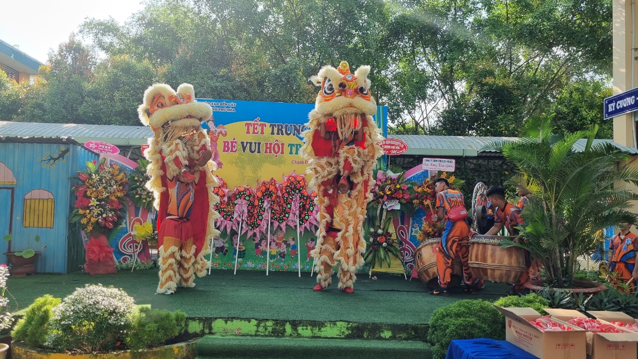 TRUNG THU 5