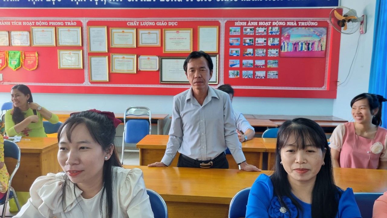 Ý KIẾN TO VP